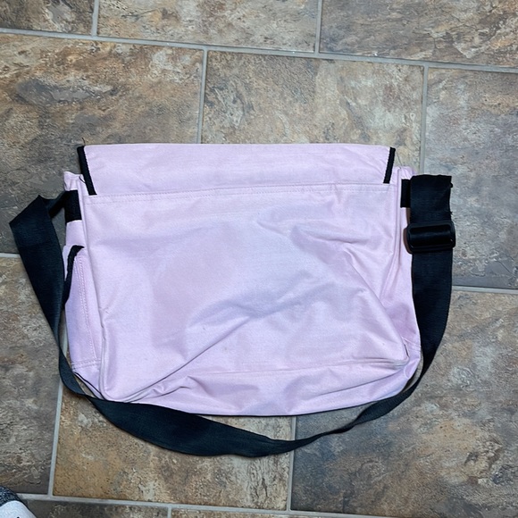 Messenger bag. - Picture 8 of 8